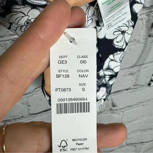 NWT J. Crew One-shoulder bikini top in mixed magnolia floral & cheeky bottoms - Picture 6 of 13
